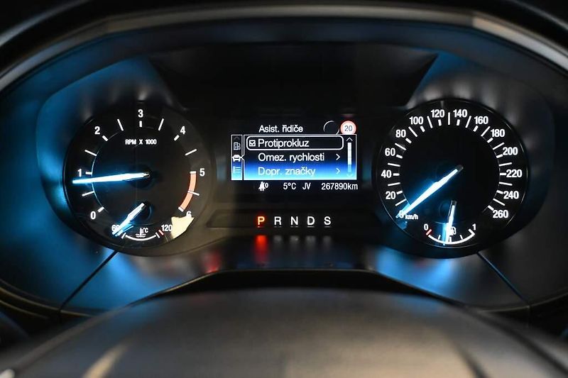 Ford S-MAX (2017) 2.0 BUSINESS Navi 8 Kol POWERS - fotka 20 z 27