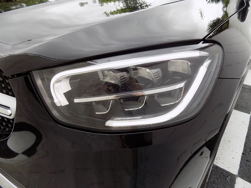 Mercedes-Benz GLC (2021) 400d/Coupé/4-Matic/Full-LED/ - fotka 43 z 43