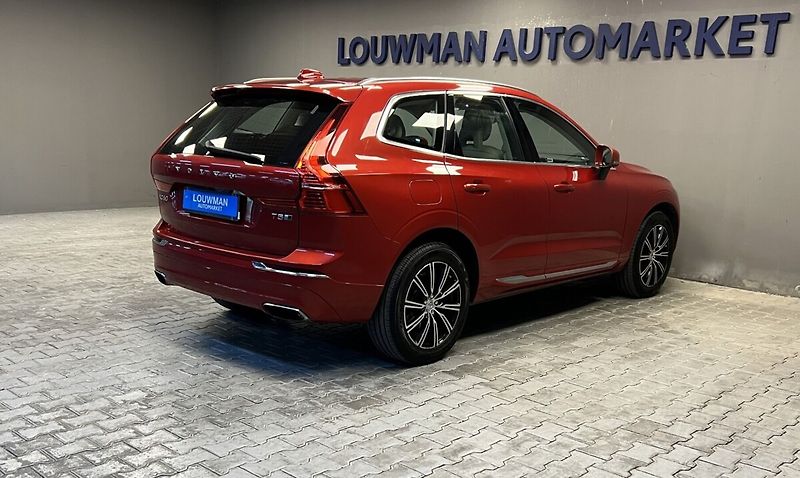 Volvo XC60 T5 AT AWD Inscription - fotka 2 z 17