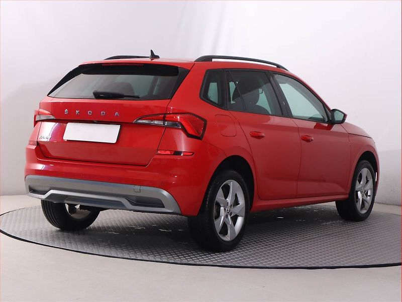 Škoda Kamiq (2019) 1.0 TSI, Serv.kniha, Tempomat - fotka 5 z 20