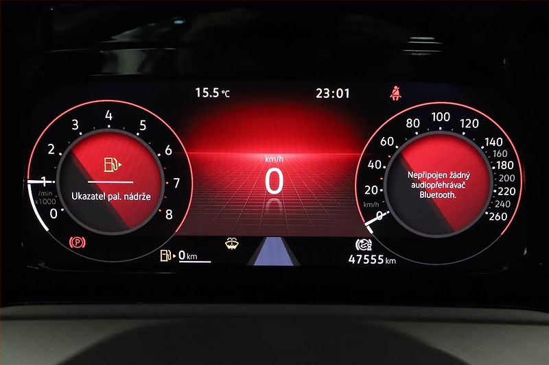 Volkswagen Golf (2024) Life 1.0 TSI - fotka 8 z 19