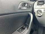 Škoda Yeti (2011) 2.0 TDi 103 KW DSG 4x4 - náhled 23