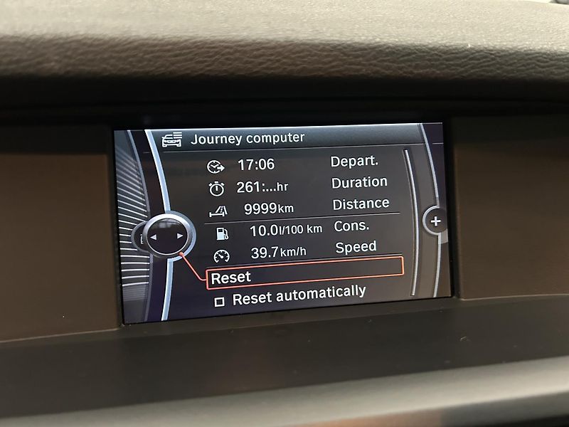 BMW X3 3.0 i 4x4 XDRIVE - fotka 20 z 23
