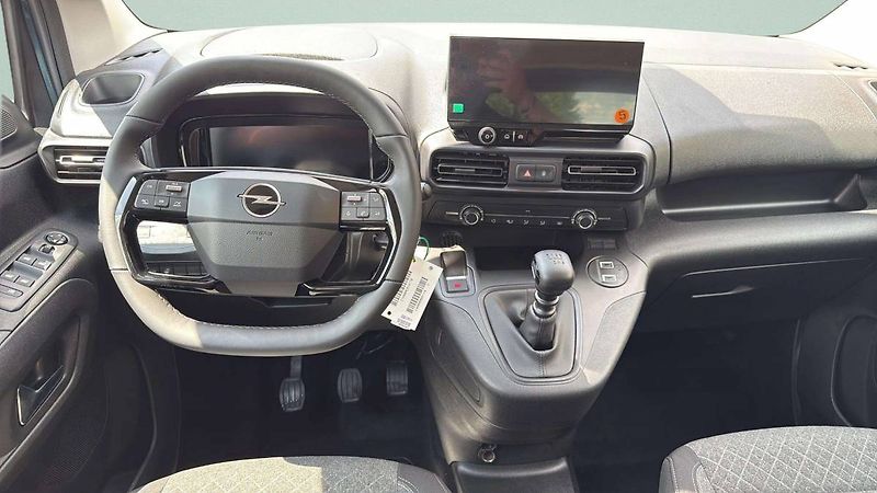 Opel Combo (2026) L1H1 Editon Plus 1.2 TURBO (81 - fotka 14 z 23
