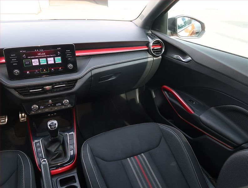 Škoda Fabia (2023) Monte Carlo 1.0 TSI - fotka 8 z 19