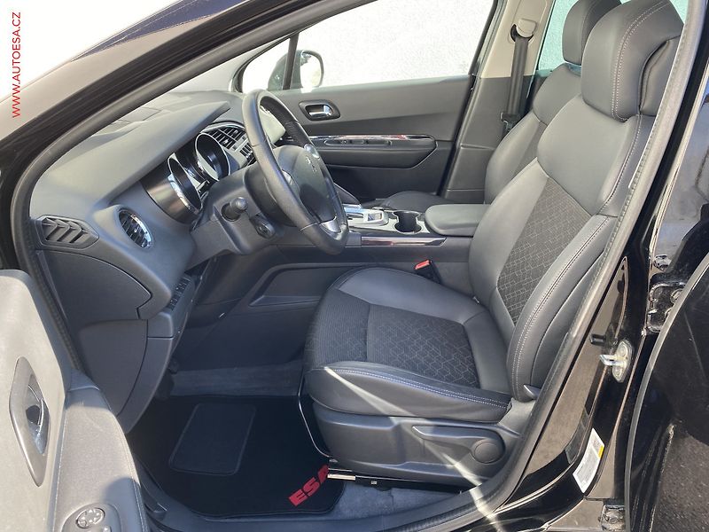 Peugeot 3008 (2016) 1.6 HDi, Allure, AT, panor - fotka 9 z 18