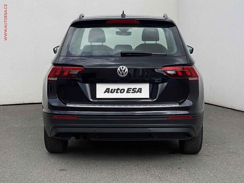 Volkswagen Tiguan (2016) 1.4 TSi, Trendline, TZ, navi - fotka 5 z 18