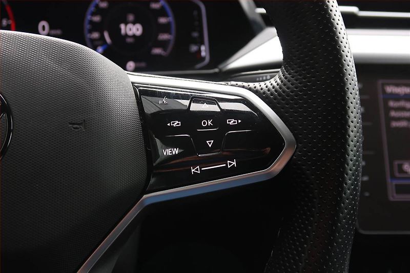 Volkswagen Arteon (2021) R-line 2.0 TDI - fotka 19 z 23