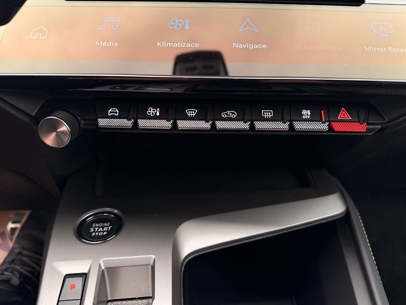 Peugeot 408 GT HYBRID 145 CH E-DCS - fotka 19 z 26