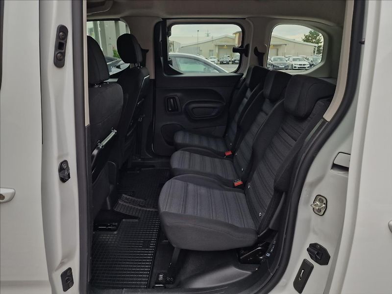 Opel Combo 1.5 Cdti Edition Plus,ČR - fotka 18 z 50