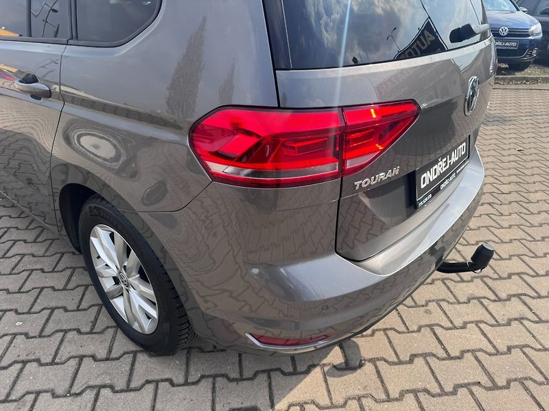 Volkswagen Touran (2016) 7X 2,0 TDI 110 KW 2 MAJ TAŽNÉ - fotka 13 z 50