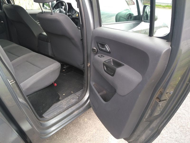 Volkswagen Amarok 2,0BiTDI 4Motion - fotka 31 z 38