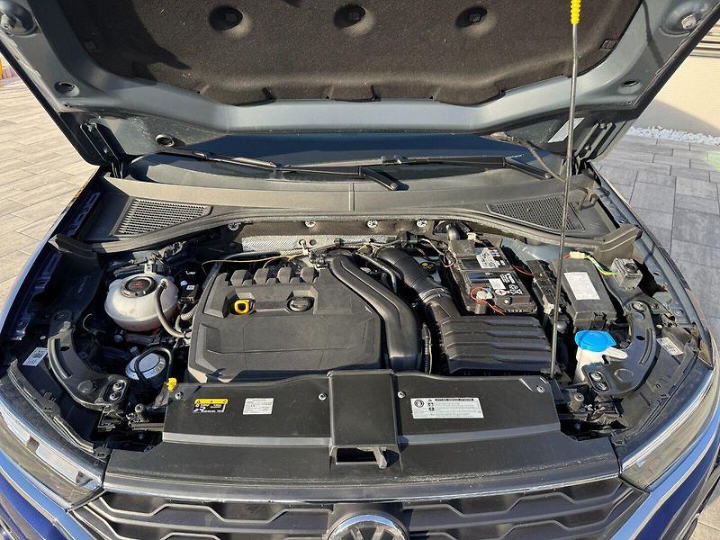 Volkswagen T-Roc (2019) SPORT 1.5 TSI DSG - fotka 34 z 40
