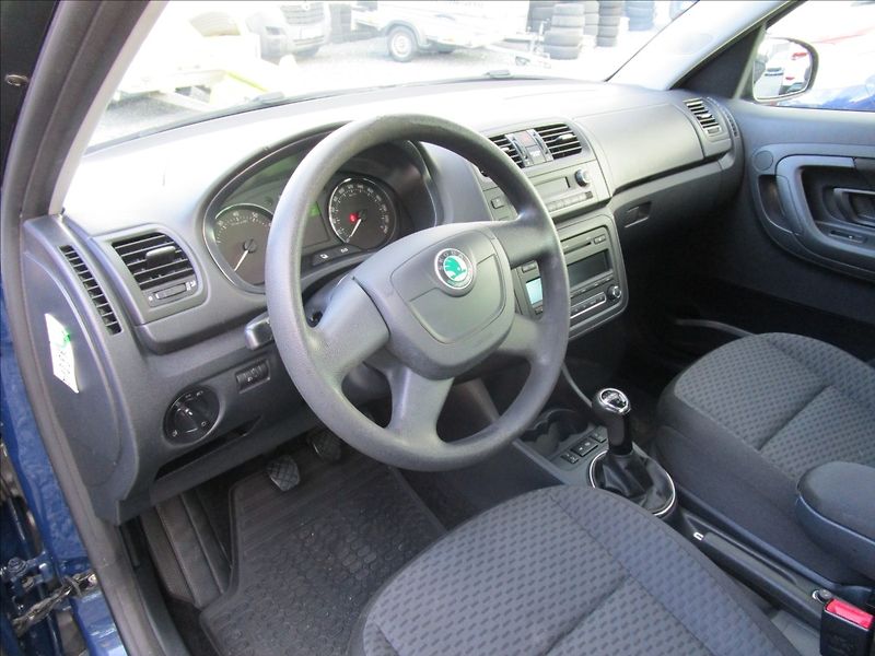 Škoda Roomster 1.4i 16V Ambition, aut Klima - fotka 12 z 48