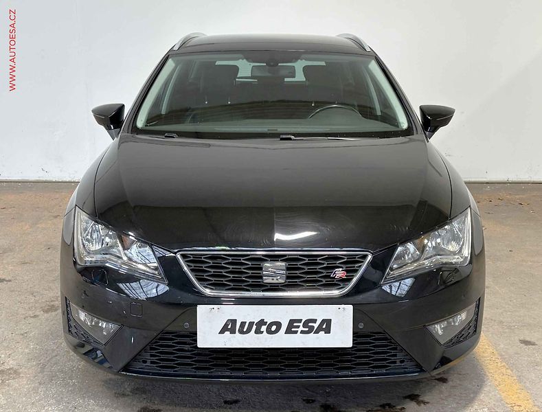 Seat Leon (2016) 2.0 TDi, FR, STK9/28 - fotka 2 z 15