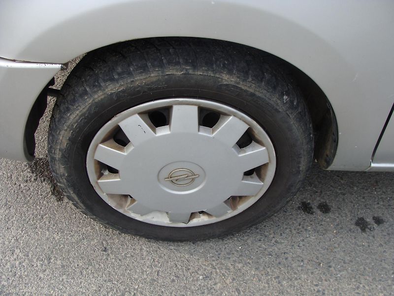 Opel Agila 1.0i, 44 kW,111tkm!!,nová STK - fotka 23 z 23