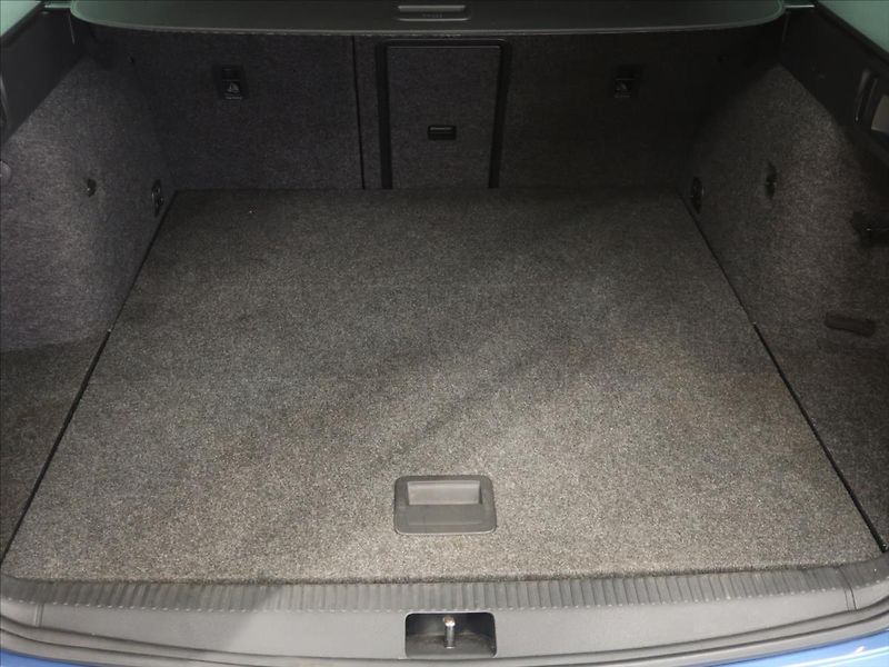 Škoda Octavia 2,0 TDI 135KW DSG SCOUT TOP! - fotka 8 z 39