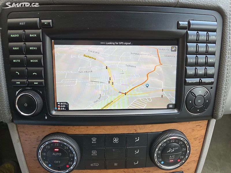 Mercedes-Benz GL (2006) 320 CDI, Tažné na 3.500 Kg, ČR - fotka 23 z 25