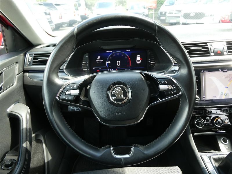 Škoda Superb 1,5 TSi 110kW STYLE+, NAVI,LED - fotka 29 z 37