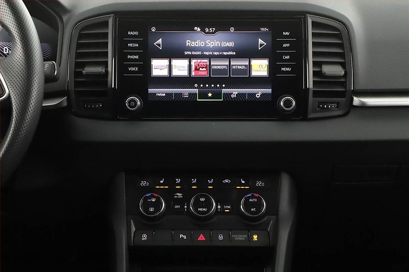 Škoda Karoq (2025) 2.0 TDI, Drive, FullLed - fotka 11 z 17