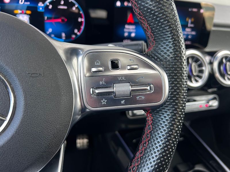 Mercedes-Benz GLB 220d-4MATIC-AMG-140KW - fotka 22 z 43