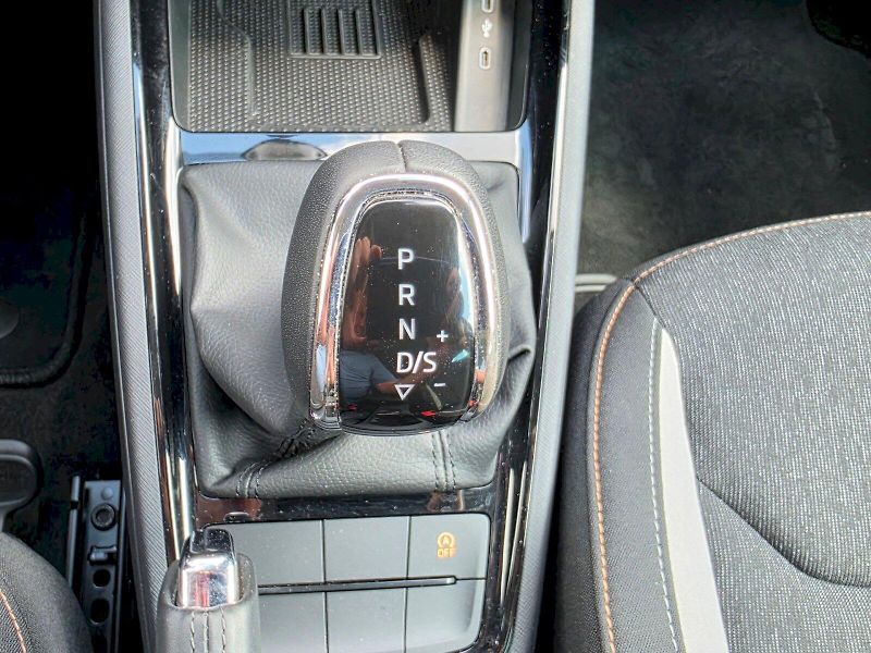 Škoda Scala (2025) 1,0TSI 85KW DSG TOP SELECTION - fotka 17 z 31