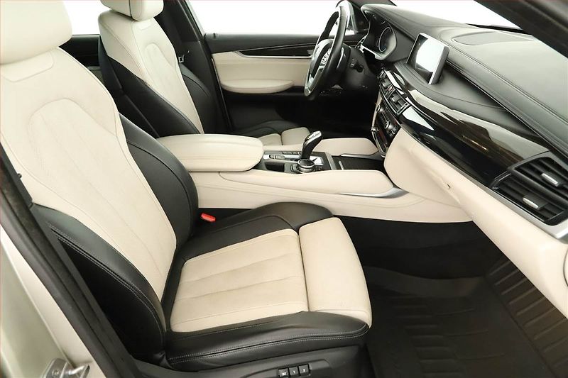 BMW X6 (2016) xDrive40d - fotka 7 z 20