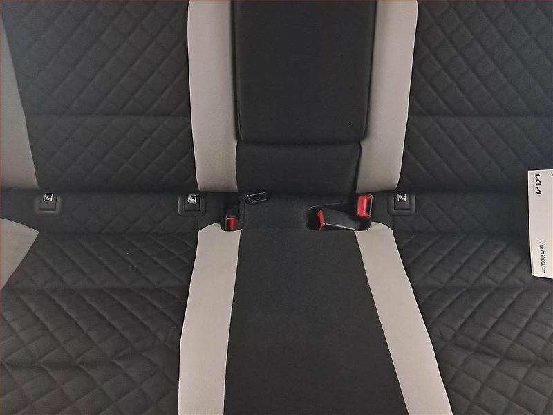 Kia Ceed (2021) GT Line 1.6 CRDi MHEV, Automat - fotka 10 z 16