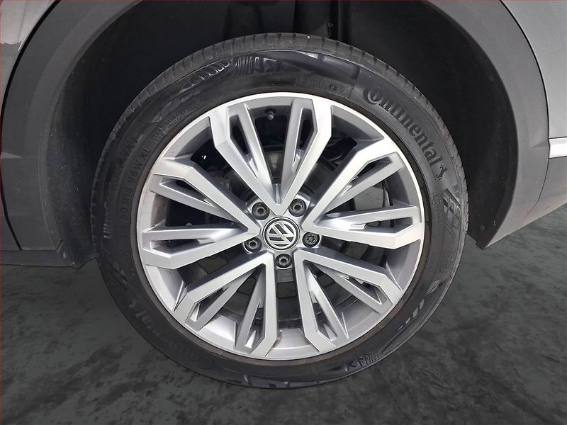 Volkswagen T-Roc (2018) 2.0 TDI 4Motion - fotka 15 z 20