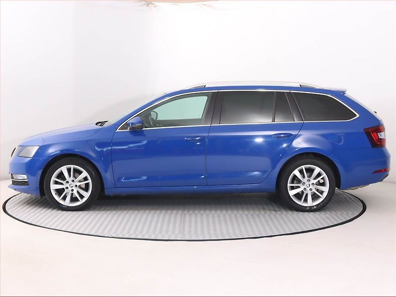 Škoda Octavia (2019) Ambition Plus 2.0 TDI, 4X4 - fotka 3 z 20