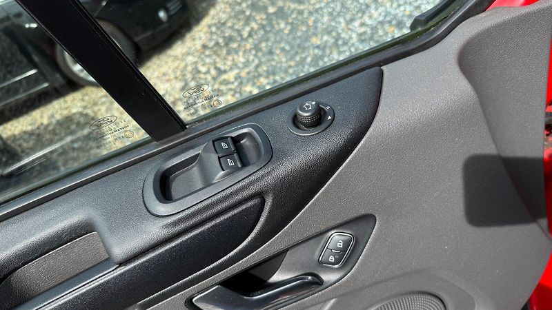 Ford Transit Custom (2018) 2.0TDCi 77kW *L1H1*Klima*PDC* - fotka 10 z 22