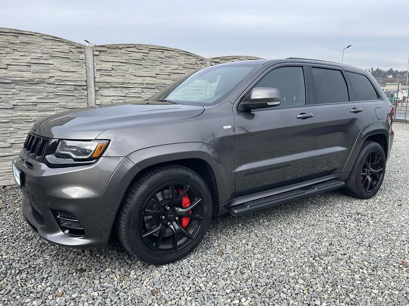Jeep Grand Cherokee 6.4i 480PS HEMI SRT CZ 78000KM - fotka 2 z 187