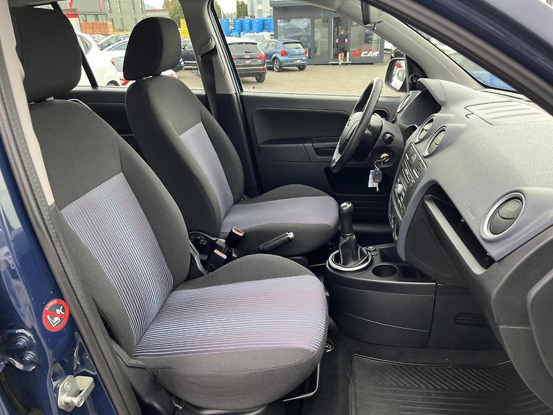 Ford Fusion 1.4i PŮVOD ČR TAŽNÉ KLIMA  - fotka 27 z 37