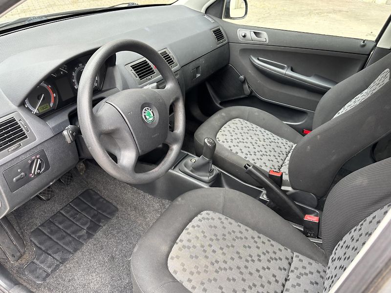 Škoda Fabia (2006) 1.2i 40kw  Nová STK - fotka 15 z 18
