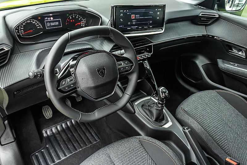 Peugeot 208 (2026) 1,2   STYLE Turbo 100 MAN6 - fotka 10 z 18