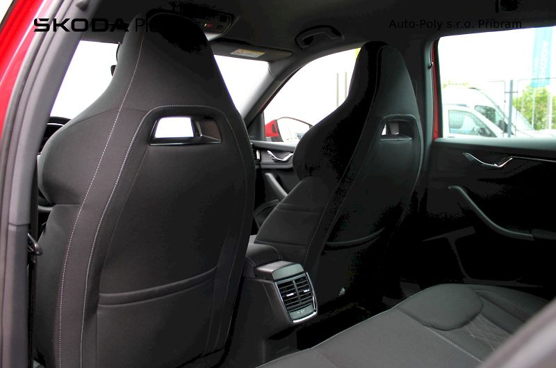 Škoda Kamiq (2019) Style 1.0TSI / 85kW 6°MP - fotka 18 z 22