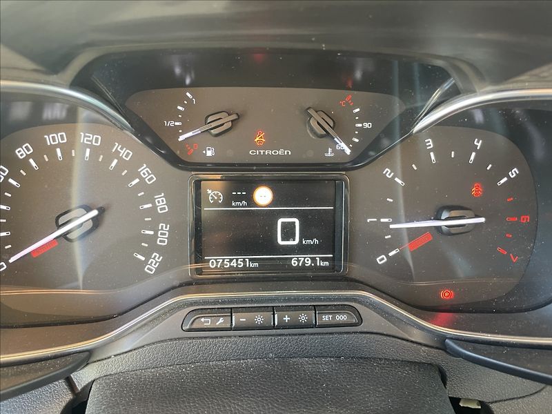 Citroën Berlingo 1,5 BlueHDi 96kw XTR Tažné Kli - fotka 15 z 35