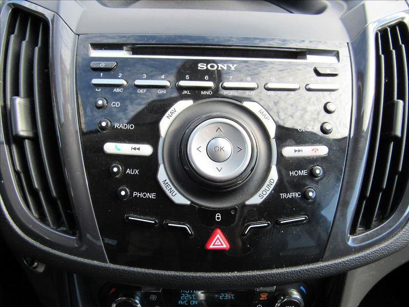 Ford Kuga 1,5 110kW 4x2 - fotka 18 z 36