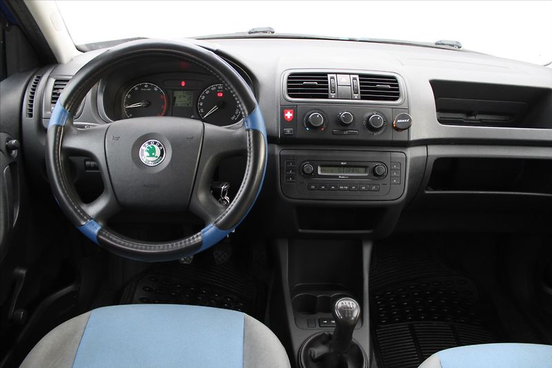 Škoda Fabia II 1.2i ČR - fotka 12 z 15