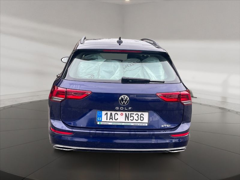 Volkswagen Golf 1,5 TSI 110 Style - fotka 5 z 11