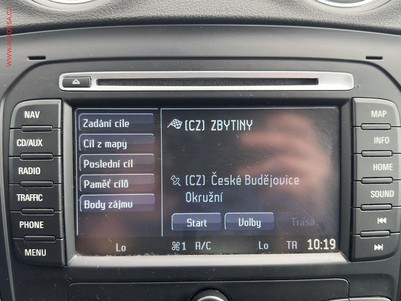 Ford Mondeo (2013) 2.0 TDCI, AC, navi - fotka 17 z 18