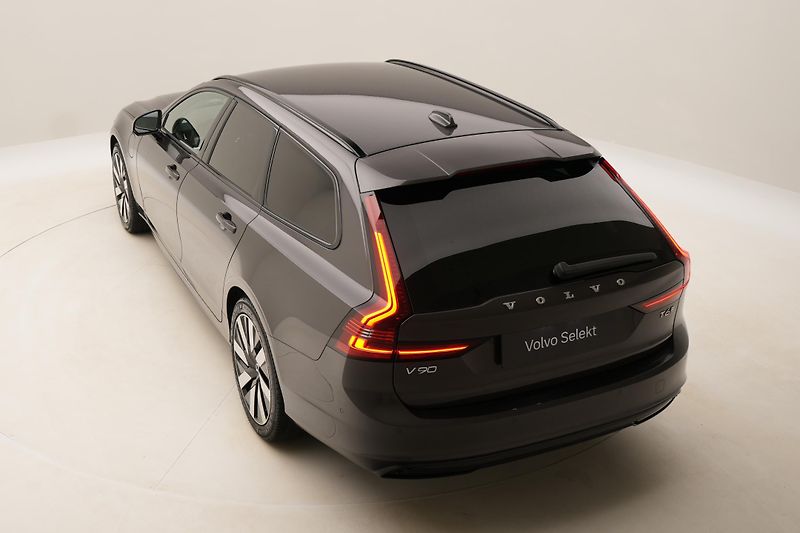Volvo V90 T6 AWD RECHARGE DARK PLUS AUT - fotka 18 z 61