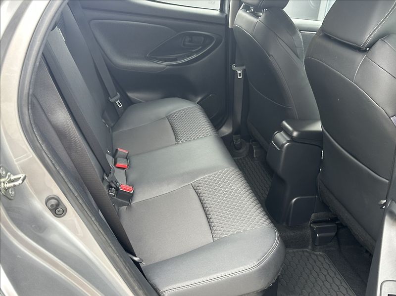 Mazda 2 Hybrid 1,5 116PS  Agile Comfort A/T - fotka 19 z 55