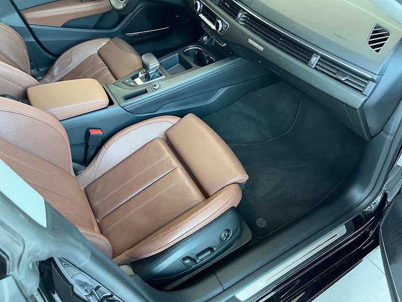 Audi A5 Sportback  2,0TDI 150kW Quattr - fotka 23 z 24