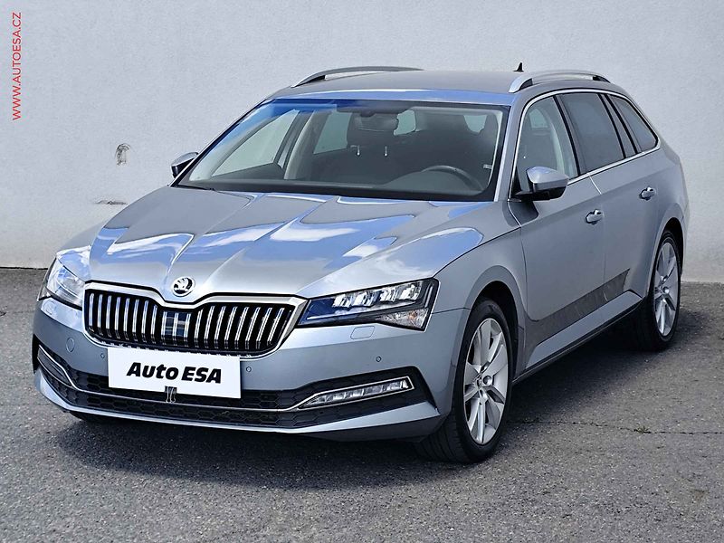 Škoda Superb (2020) 2.0TDi, ČR, DSG, LED, kamera - fotka 3 z 31