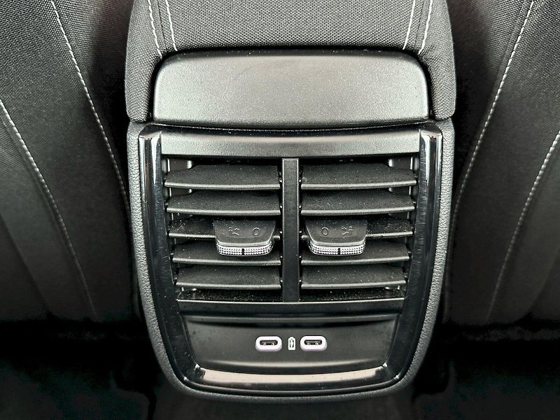 Škoda Scala (2025) DSG 1.0TSI 85kW Monte Carlo - fotka 28 z 33