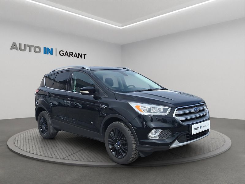 Ford Kuga (2016) Titanium 1.5 EcoBoost 4x4 134k - fotka 3 z 24