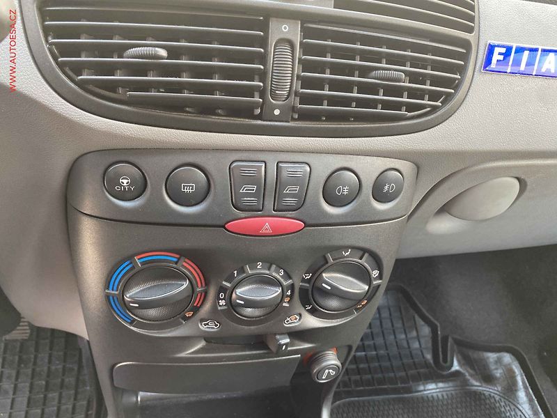 Fiat Punto (2000) 1.2i, ČR, STK7/28 - fotka 13 z 14