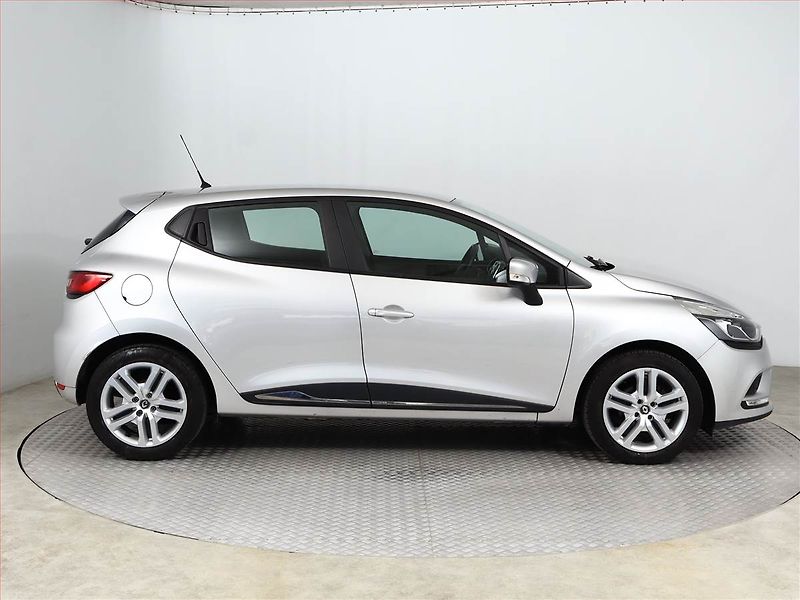 Renault Clio (2020) 0.9 TCe, ČR,1.maj, Tempomat - fotka 6 z 15
