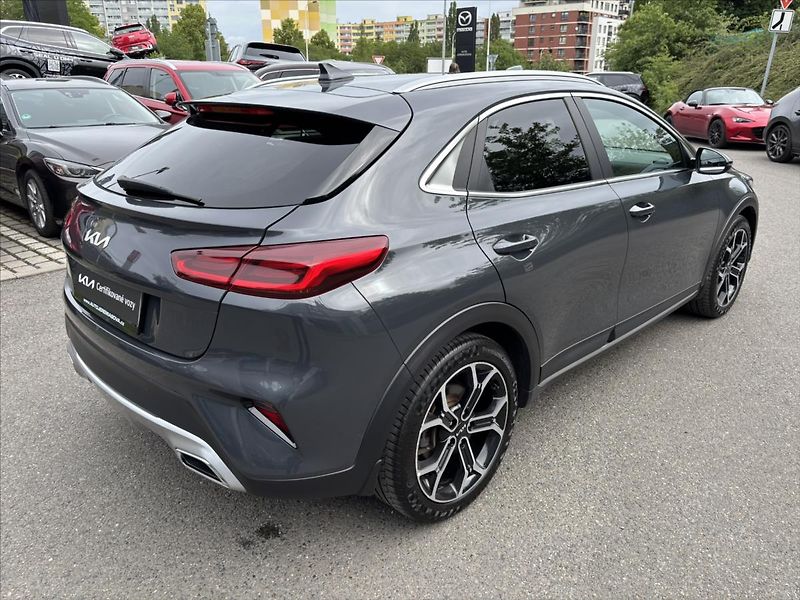 Kia XCeed 1,5 AT Black Edition ZÁRUKA - fotka 5 z 47